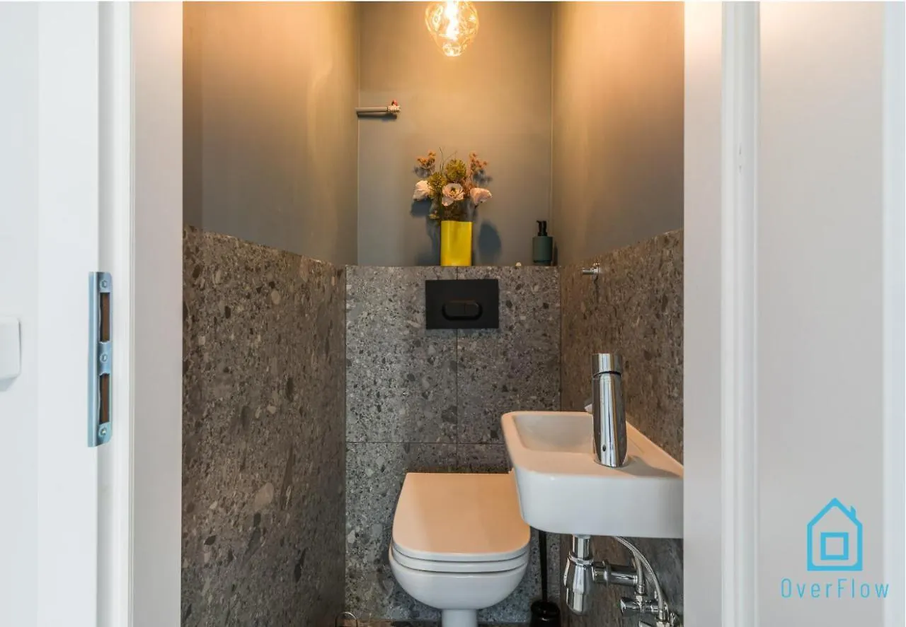 Whizzy Room - Cozy And Peaceful Place, 12 Minutes From Gdansk Old Town & Seaside